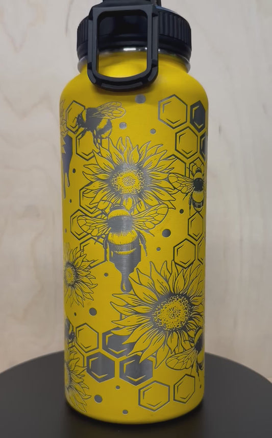 32oz Bee and Sunflower Full Wrap Engraved Bottle